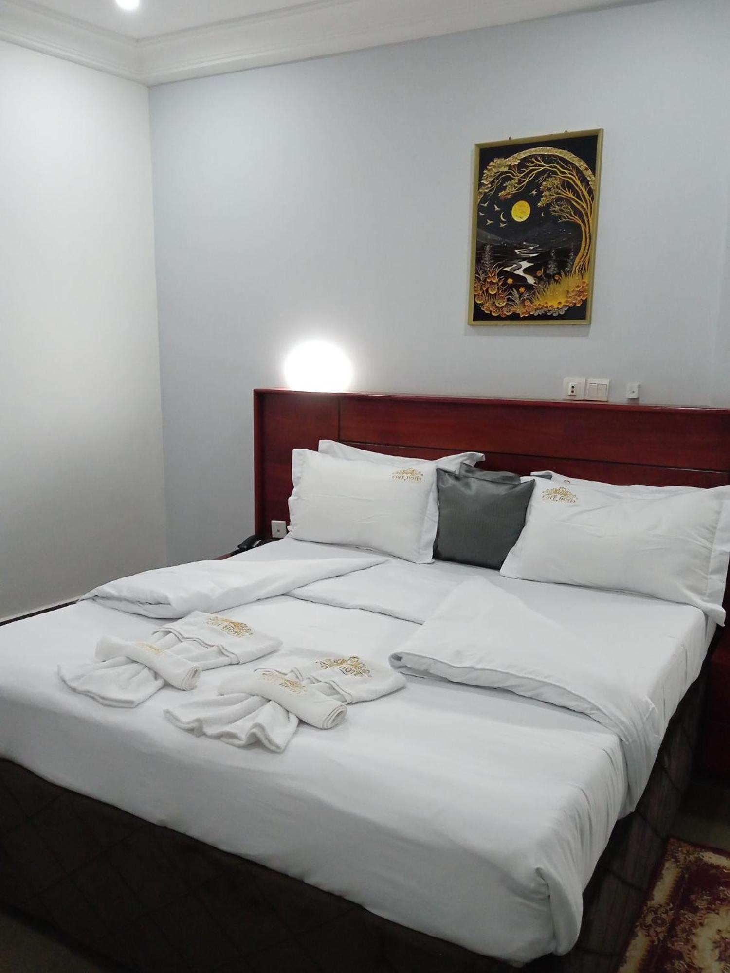 Cofe Hotel Yaoundé Kültér fotó
