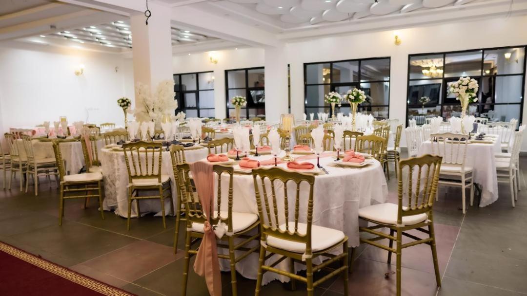 Cofe Hotel Yaoundé Kültér fotó