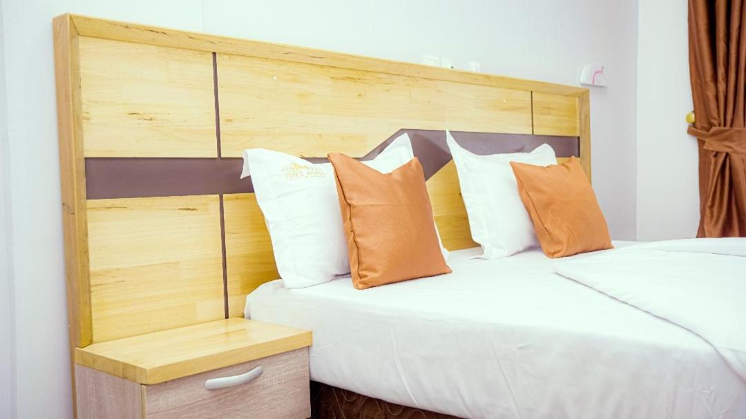 Cofe Hotel Yaoundé Kültér fotó