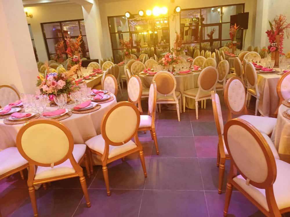 Cofe Hotel Yaoundé Kültér fotó