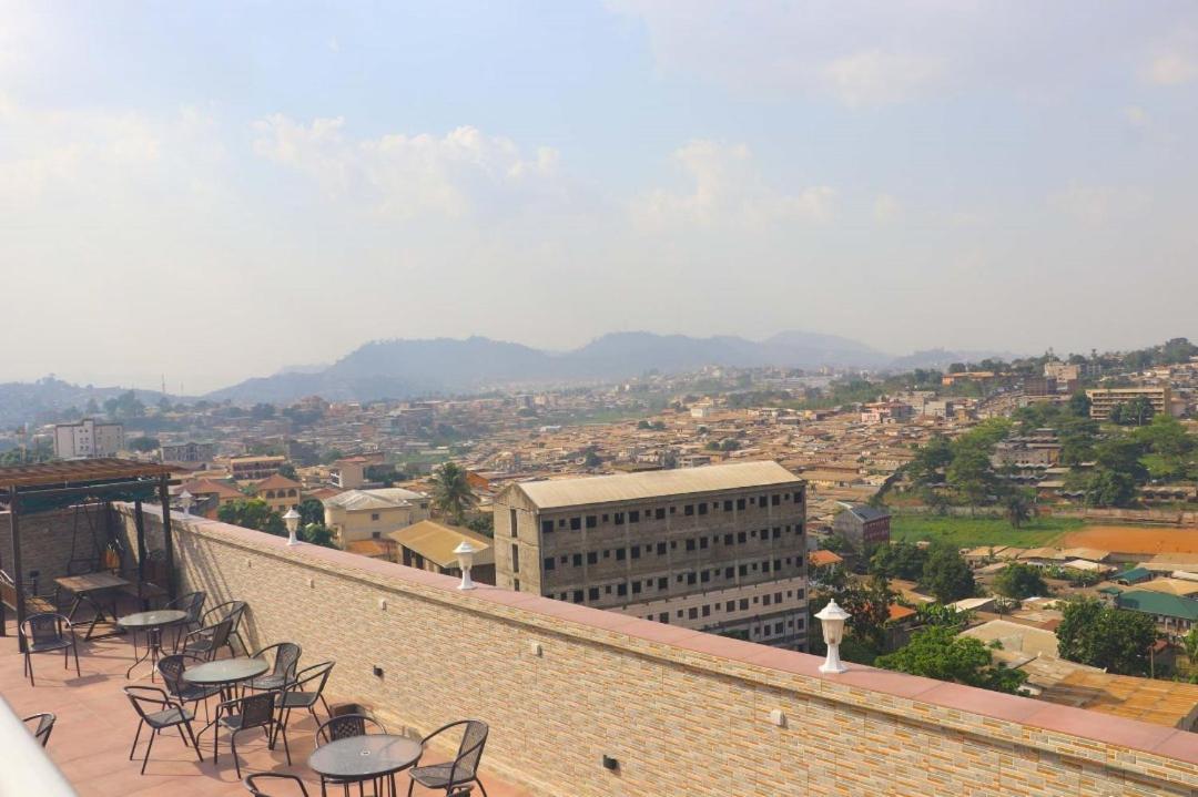 Cofe Hotel Yaoundé Kültér fotó