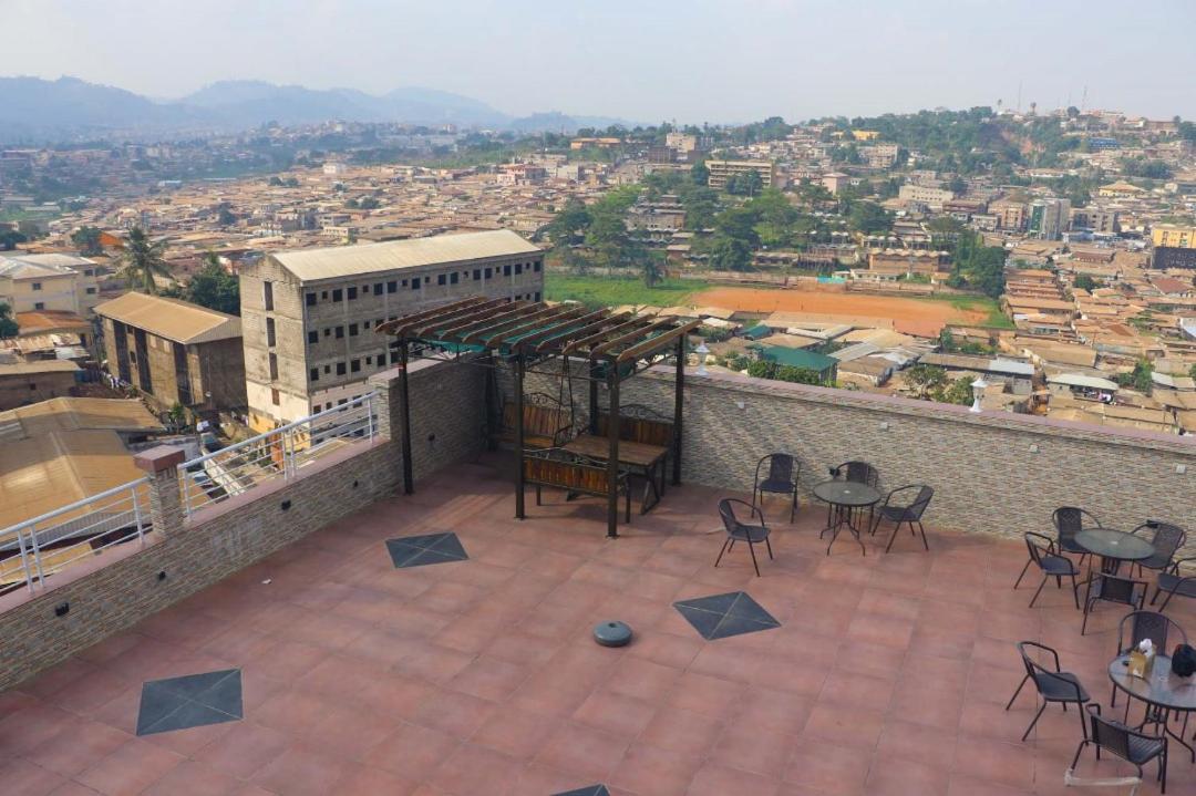 Cofe Hotel Yaoundé Kültér fotó